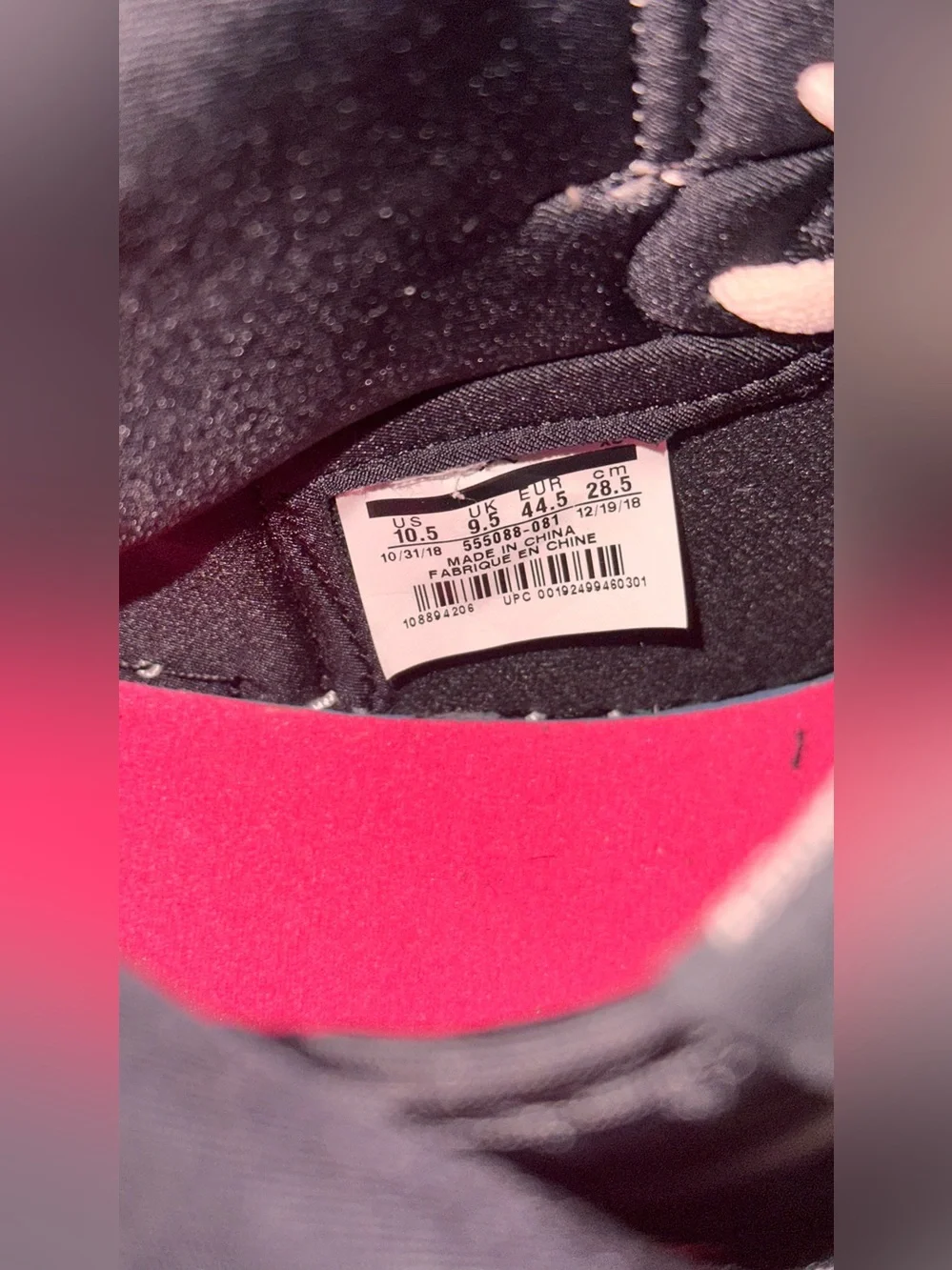 Jordan 1 High - Crimson Tint - 2019